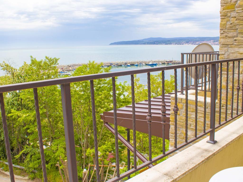 Complex Chayka Guest House Бяла Екстер'єр фото